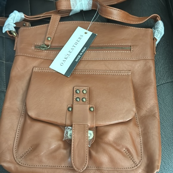 Leather Crossbody Bags for Women - Trendy Leather Crossbody Purses For Women - Picture 4 of 4